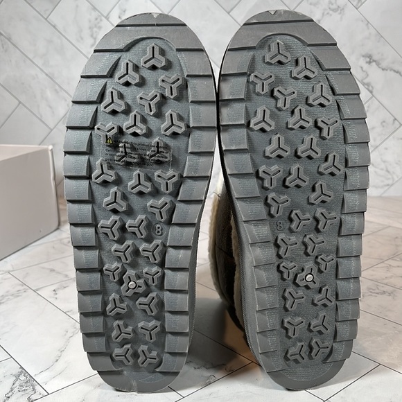 NWT Olivia Miller Womens Gray Boot Bootie OMP-2555 JOYCE faux Fur 8M - Picture 9 of 9